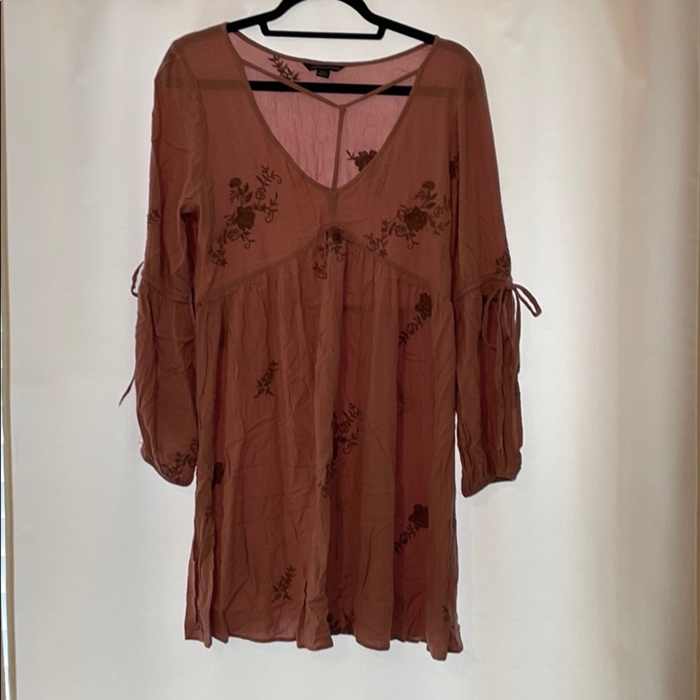American Eagle Pink Floral Dress